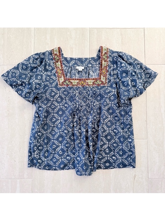Sundance Tops - Embroidered Square-Neck Blue Patterned Blouse